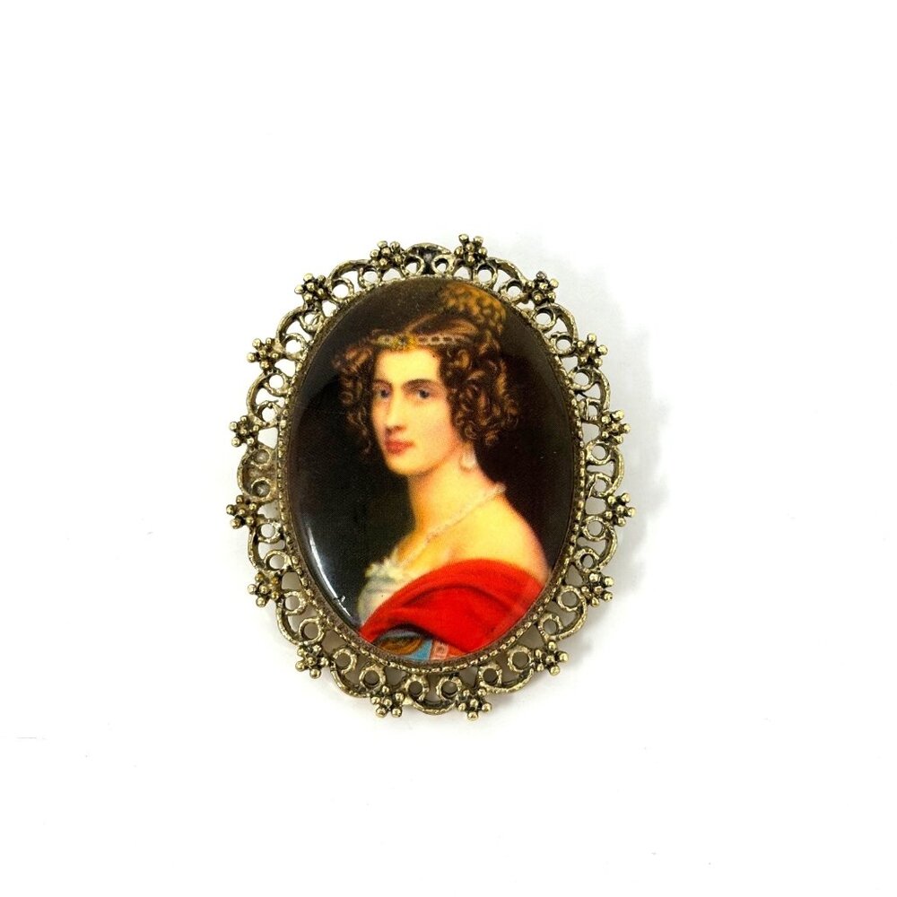 Vintage Portrait Brooch Lady Amalia Von Schintling Filigree Gold Tone Cameo Pend